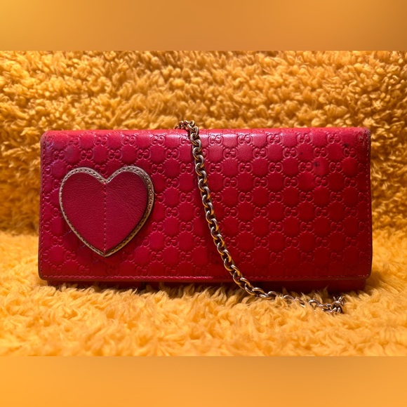 Gucci Guccissima Red Heart Continental Long Wallet w/ Chain - Picture 2 of 16